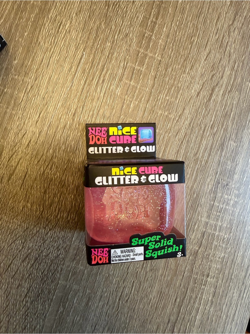 Needoh Nice Cube Glitter & Glow Super Solid Squish - Pink